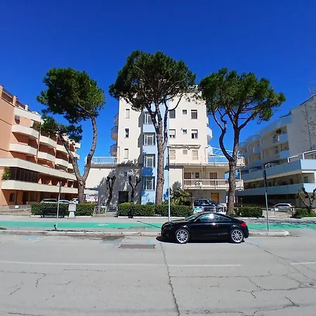 Apartment Cn010 - Cesenatico, Ampio Trilocale Fronte Mare Con Inclusa Cesenatico