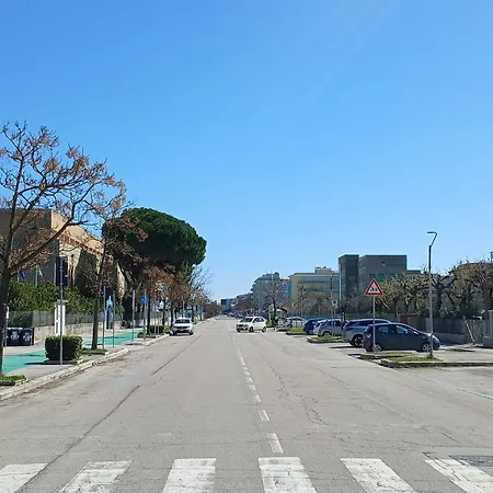 Apartment Cn010 - Cesenatico, Ampio Trilocale Fronte Mare Con Inclusa *